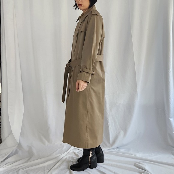 90s Classic Trench Coat with Wool Liner - Picture 2 of 6